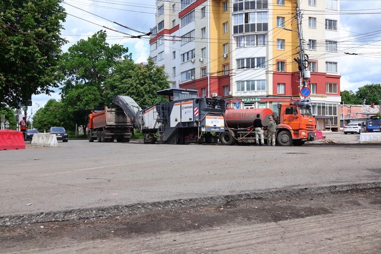 Пористый асфальт: где применяют и как помогает в дождь
